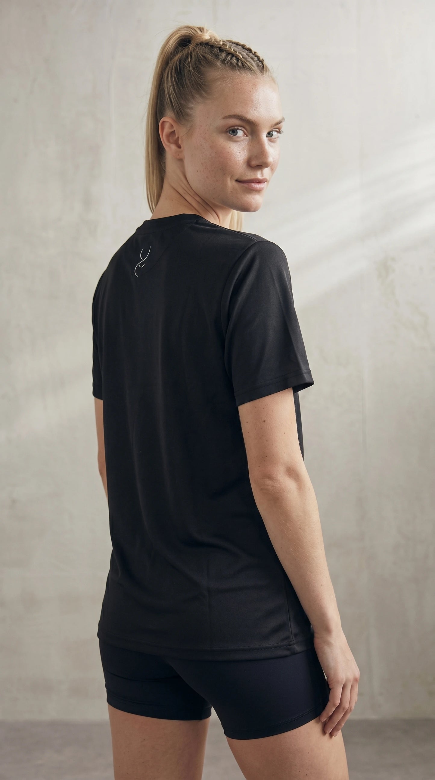 T-Shirt MOVE CORE Damen – REPBORN
