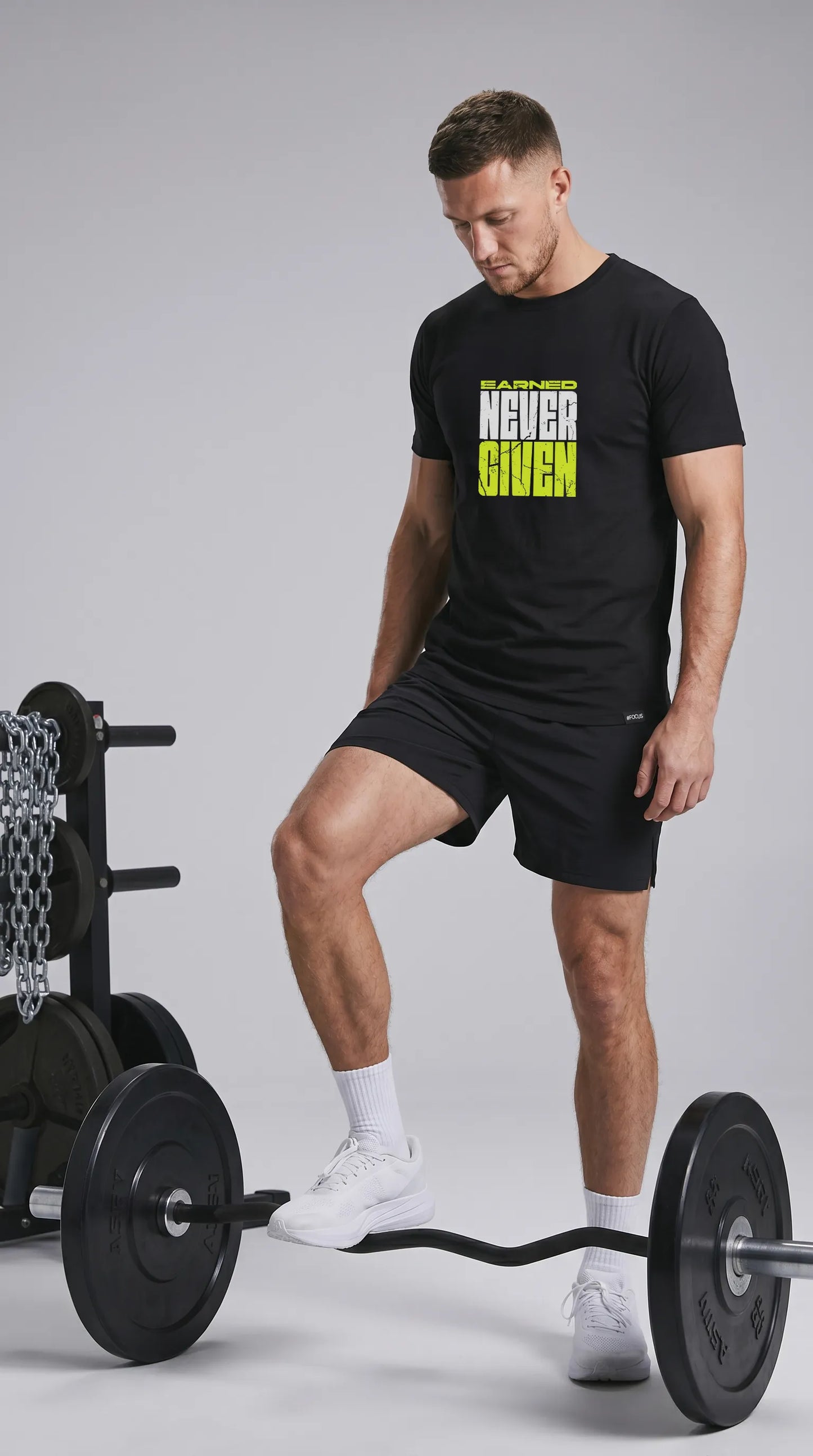 T-Shirt NEVER GIVEN Herren – REPBORN